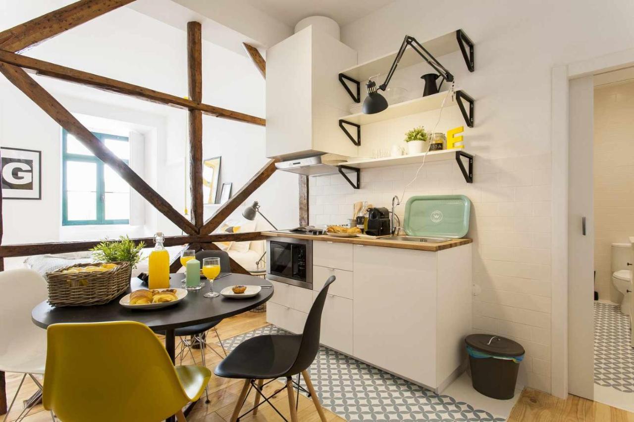 Apartment Yellow Design Chiado Center Lissabon